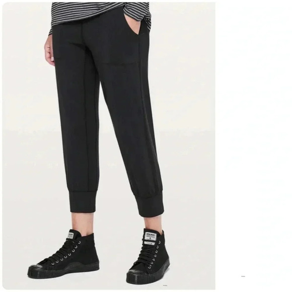 Lululemon I 4 - Picture 10 of 13